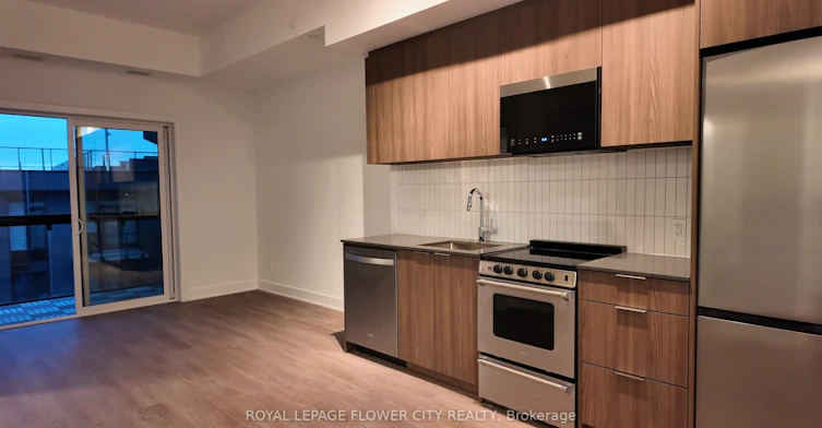 712-3008 William Cutmore Boulevard, Oakville, ON, L6H 8A4 - 3