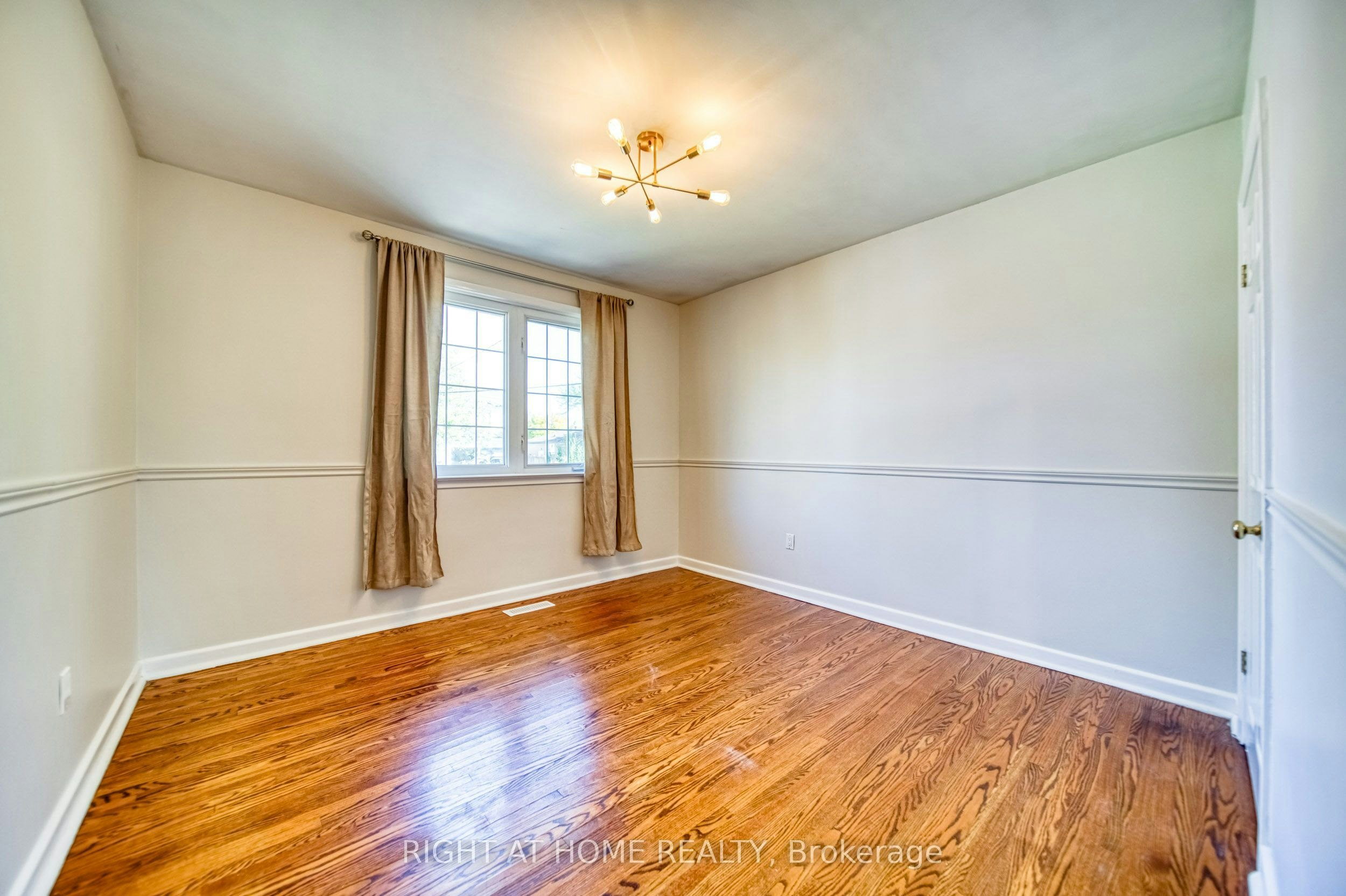 506 Trudale Court, Oakville, ON, L6L 4H1 - 18