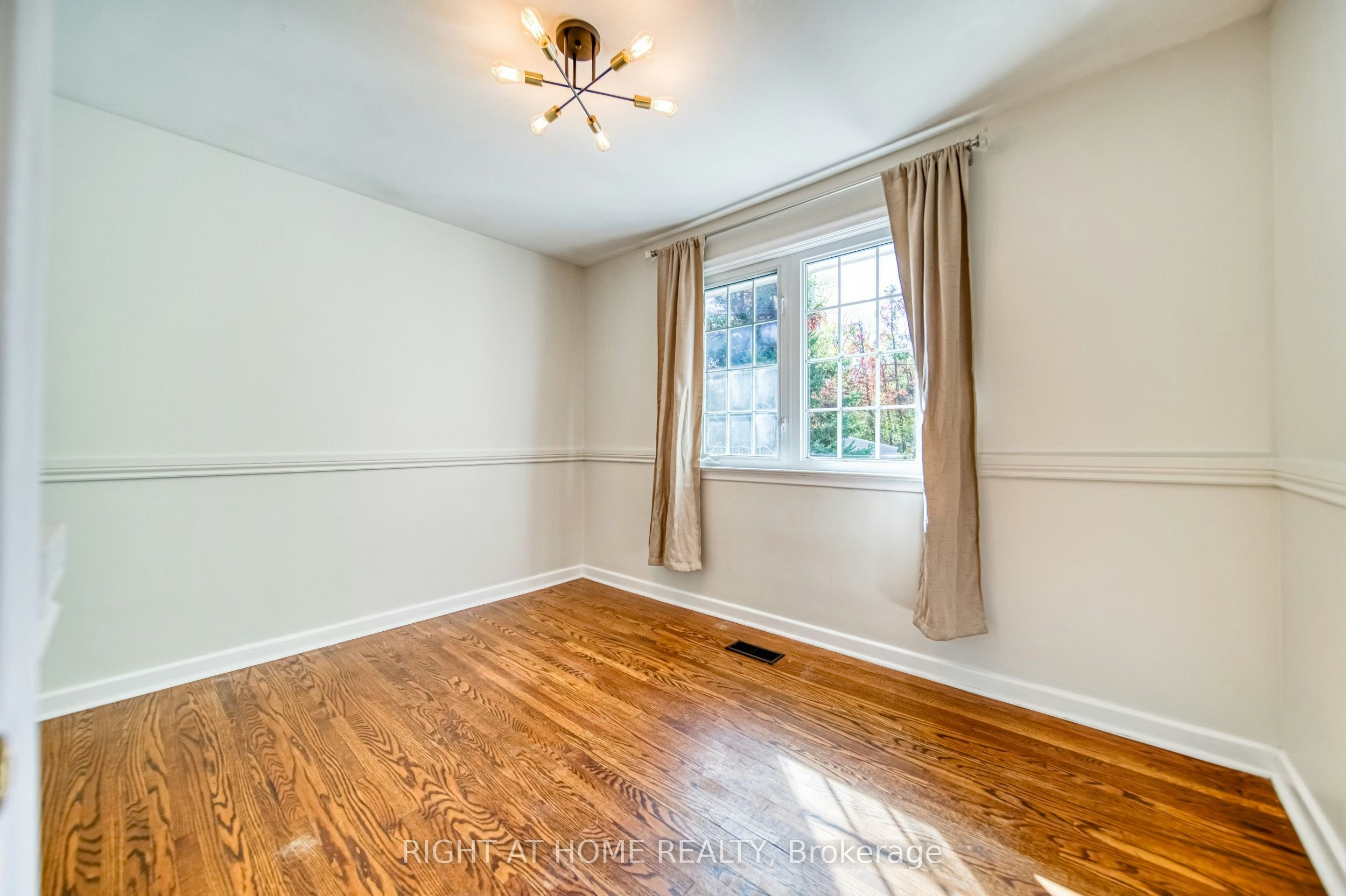 506 Trudale Court, Oakville, ON, L6L 4H1 - 17