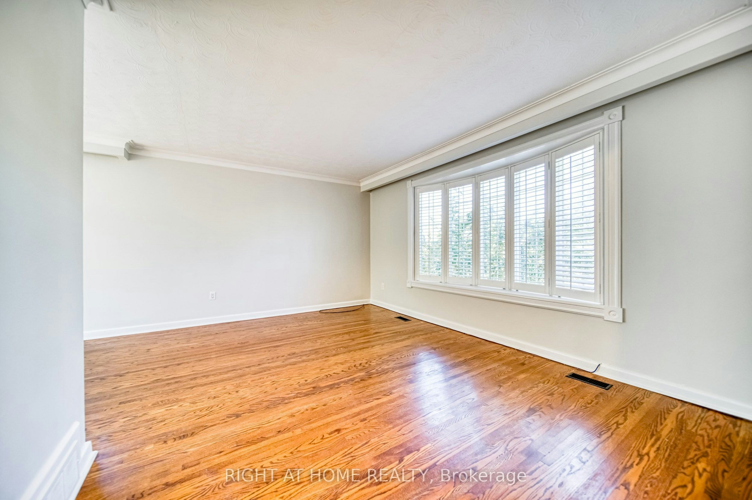506 Trudale Court, Oakville, ON, L6L 4H1 - 7