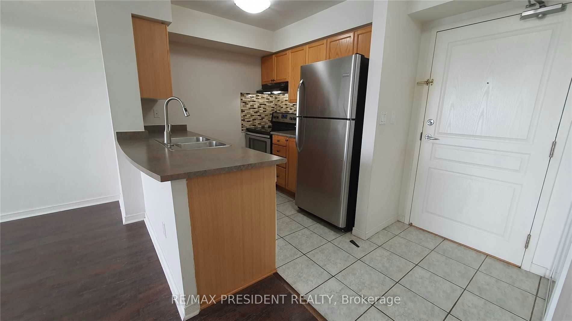 501-300 Ray Lawson Boulevard, Brampton, ON, L6Y 5H5 - 6