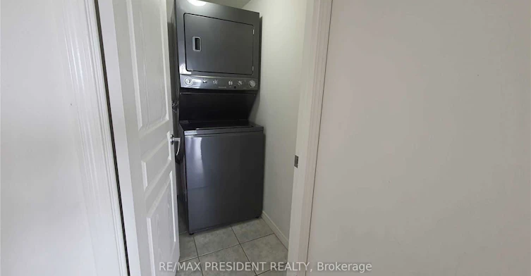501-300 Ray Lawson Boulevard, Brampton, ON, L6Y 5H5 - 11
