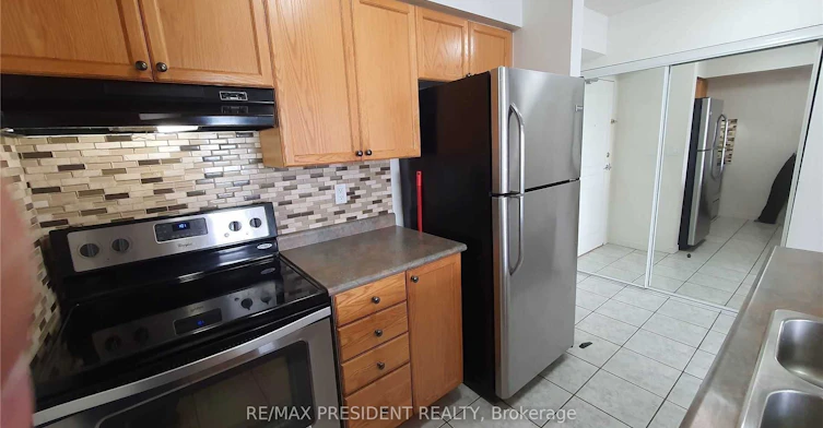 501-300 Ray Lawson Boulevard, Brampton, ON, L6Y 5H5 - 7