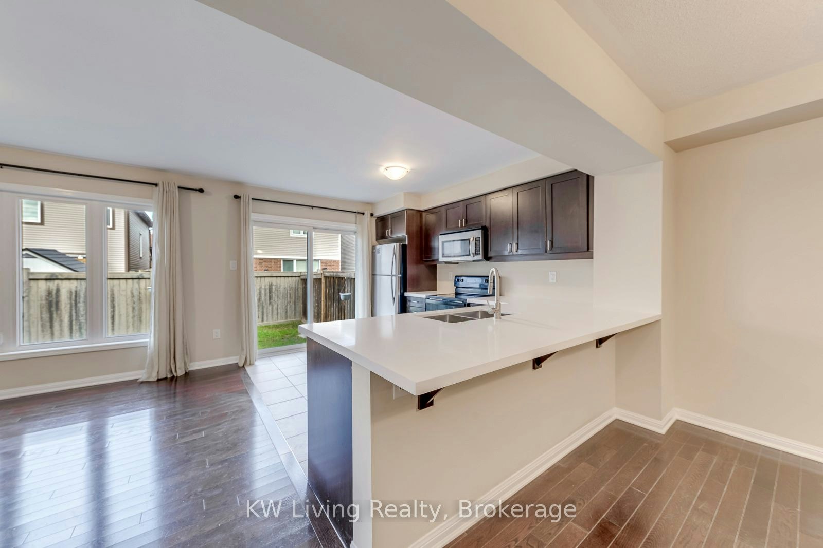 348 Chuchmach Close, Milton, ON, L9T 8B7 - 12