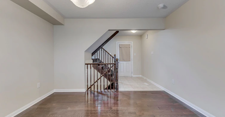 348 Chuchmach Close, Milton, ON, L9T 8B7 - 8