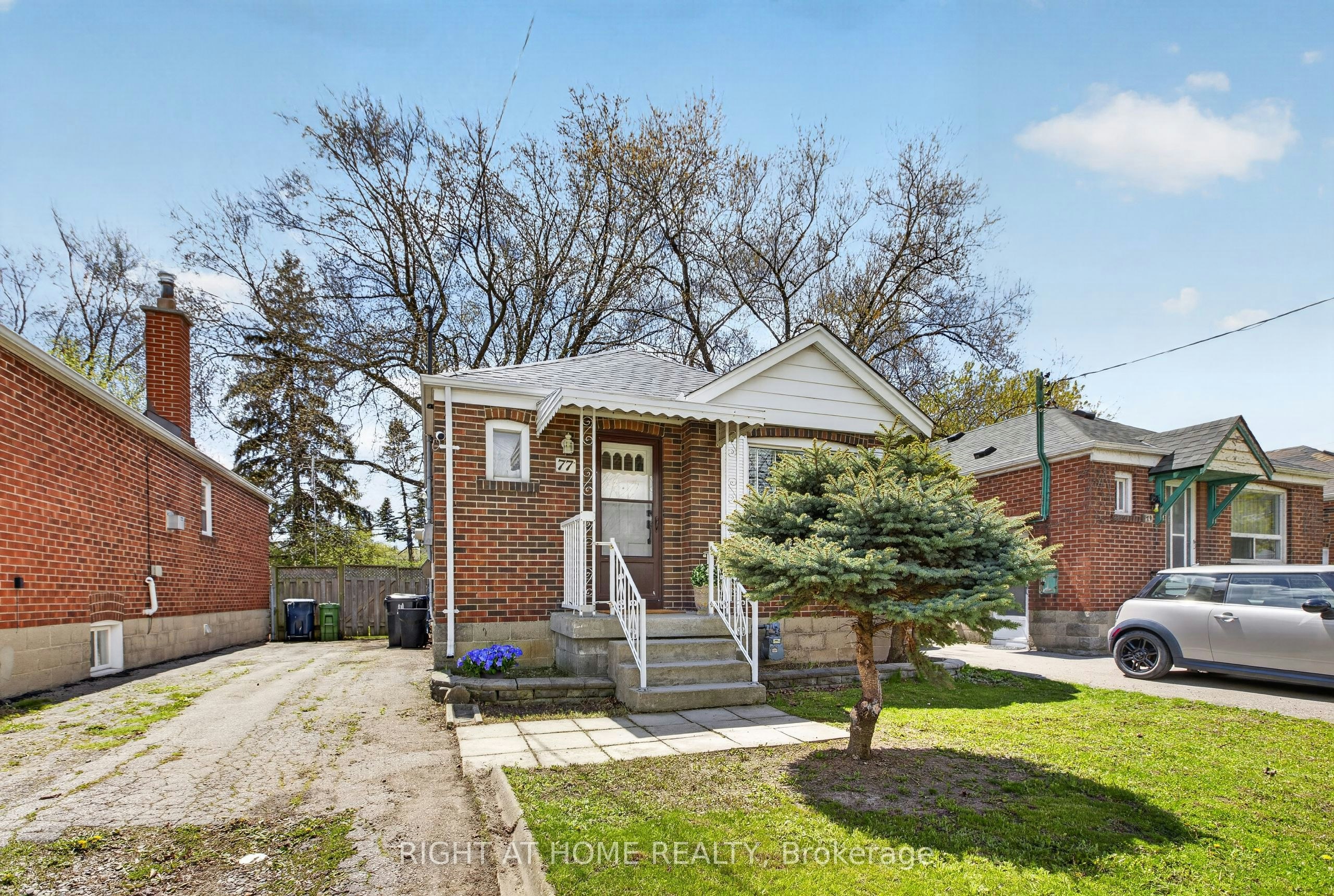77 Elma Street, Toronto, ON, M8V 1X9