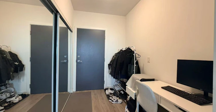 906-10 De Boers Drive, Toronto, ON, M3J 0H1 - 3