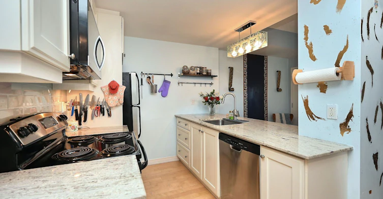 101-1419 Costigan Road, Milton, ON, L9T 0Y7 - 14