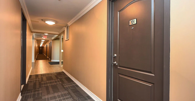 101-1419 Costigan Road, Milton, ON, L9T 0Y7 - 5