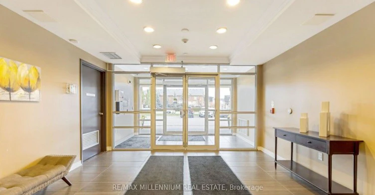 101-1419 Costigan Road, Milton, ON, L9T 0Y7 - 4