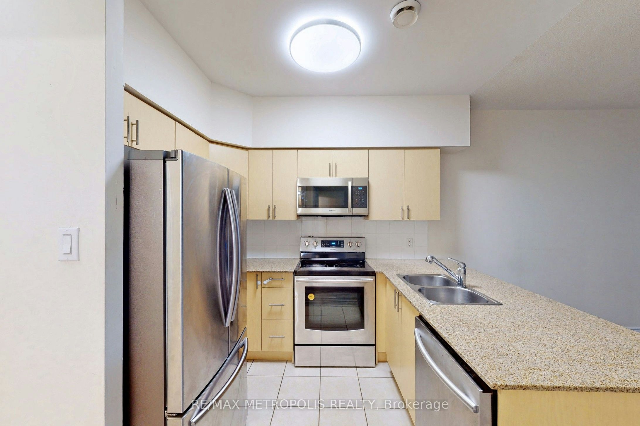 712-7405 Goreway Drive, Mississauga, ON, L4T 0A3 - 3