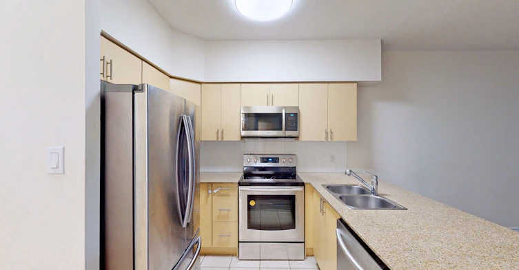 712-7405 Goreway Drive, Mississauga, ON, L4T 0A3 - 3