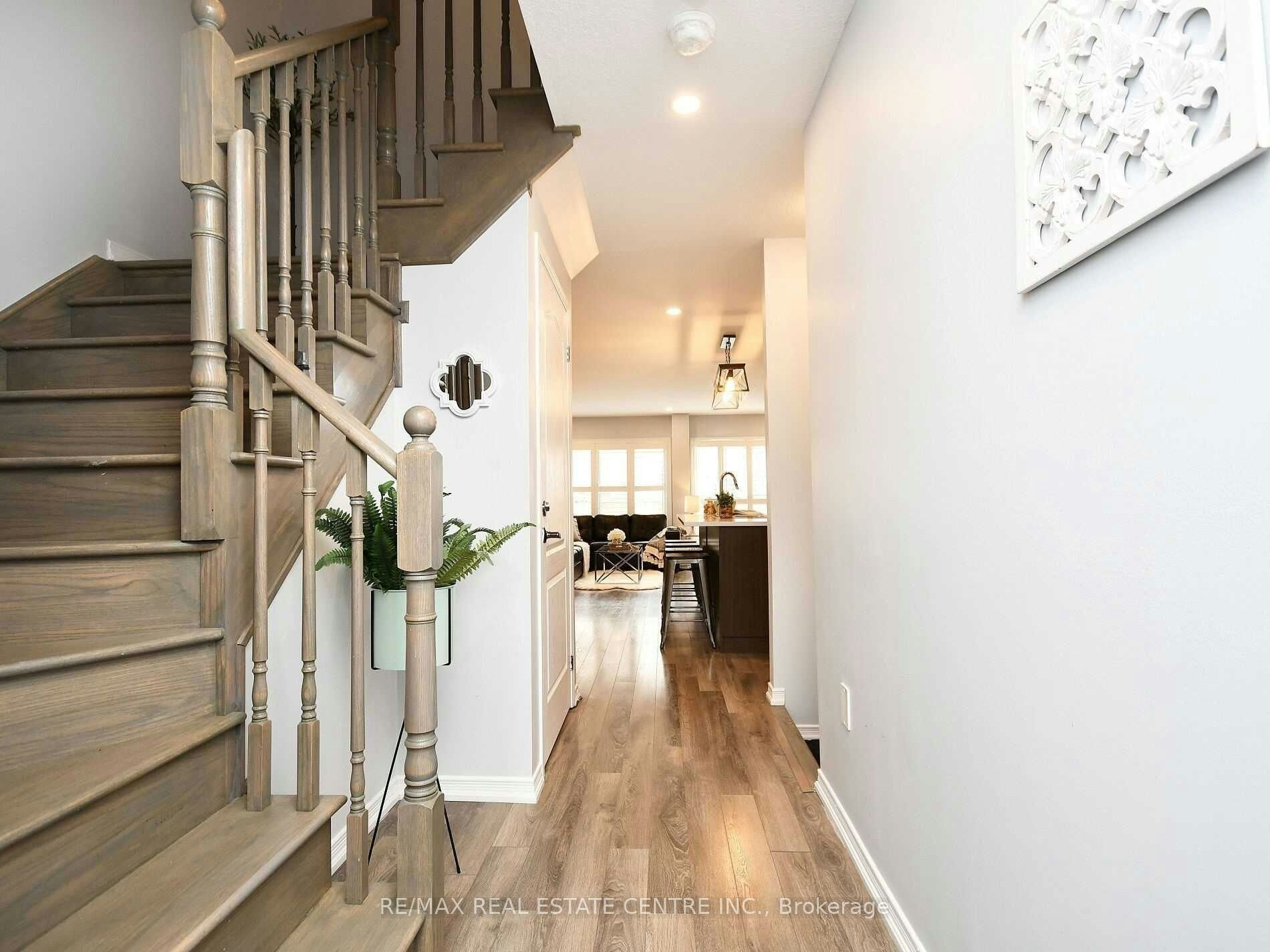 22 Hoover Road, Brampton, ON, L7A 4L2 - 4