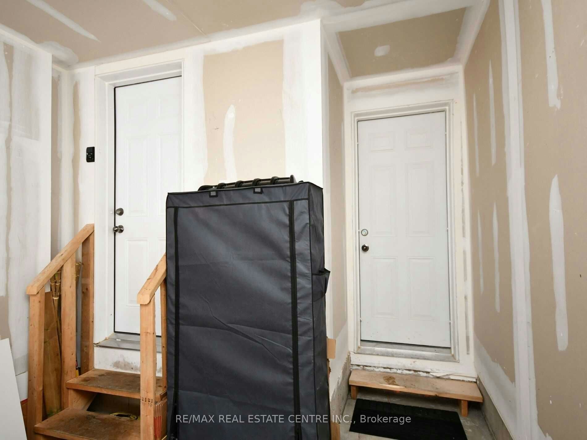 22 Hoover Road, Brampton, ON, L7A 4L2 - 24