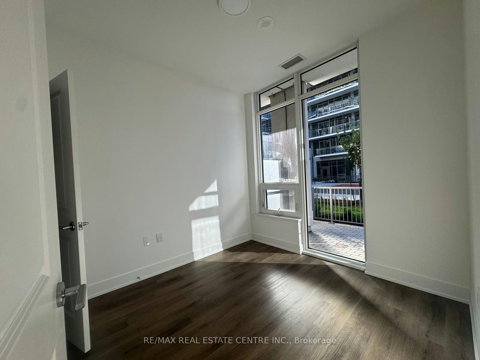 102A-115 Nipissing Road, Milton, ON, L9T 1R3 - 10