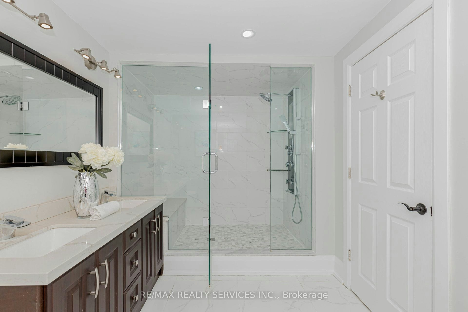 2 Gervais Drive, Brampton, ON, L6Y 2Z2 - 30