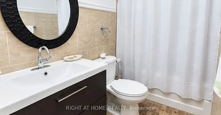 Main Floor-14 Thornton Avenue, Toronto, ON, M6E 2E2 - 5