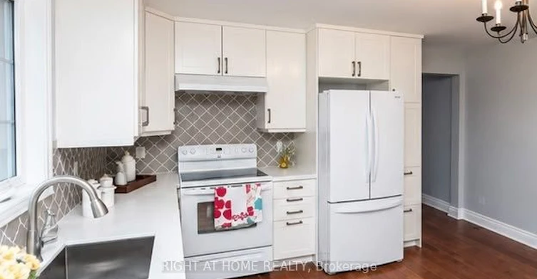 Main Floor-14 Thornton Avenue, Toronto, ON, M6E 2E2 - 3