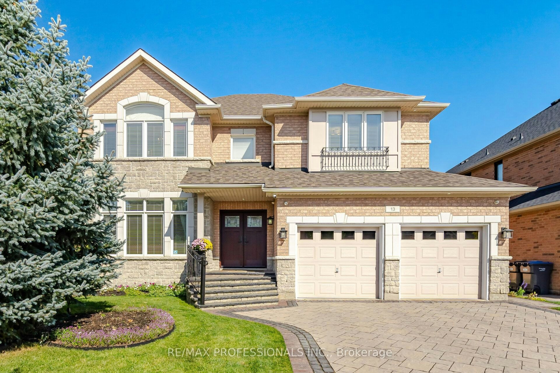 13 Dokkum Crescent, Brampton, ON, L6Z 0E2