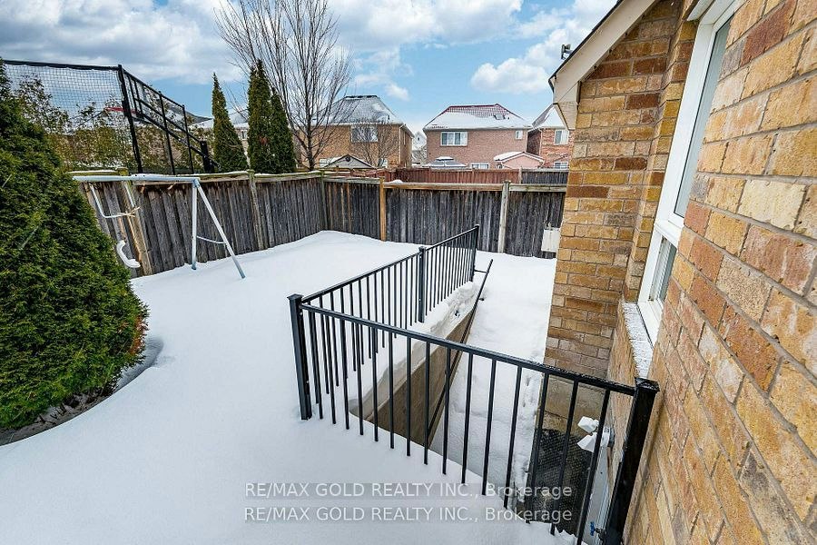 (Bsmt)-84 Crown Victoria Drive, Brampton, ON, L7A 3X1 - 2