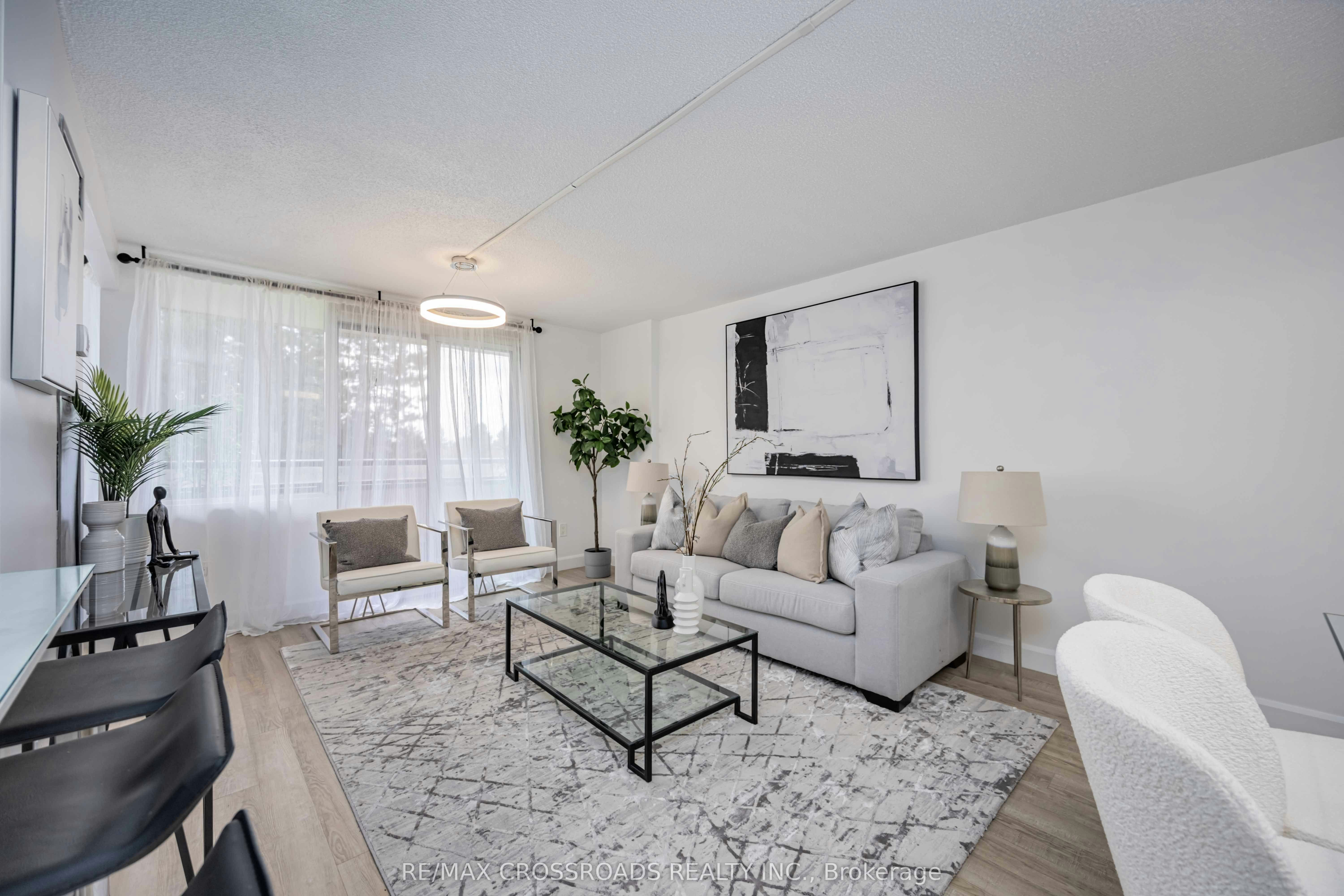 209-10 Markbrook Lane, Toronto, ON, M9V 5E3 - 16