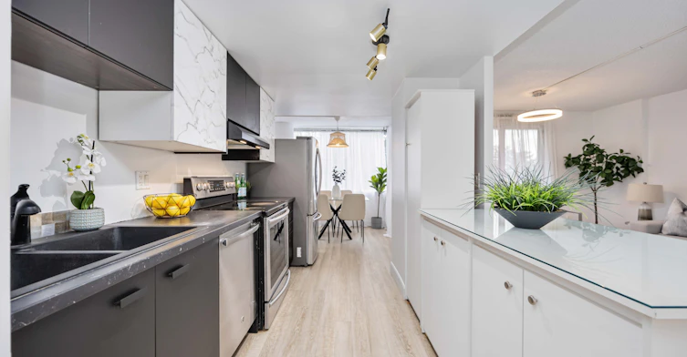 209-10 Markbrook Lane, Toronto, ON, M9V 5E3 - 20