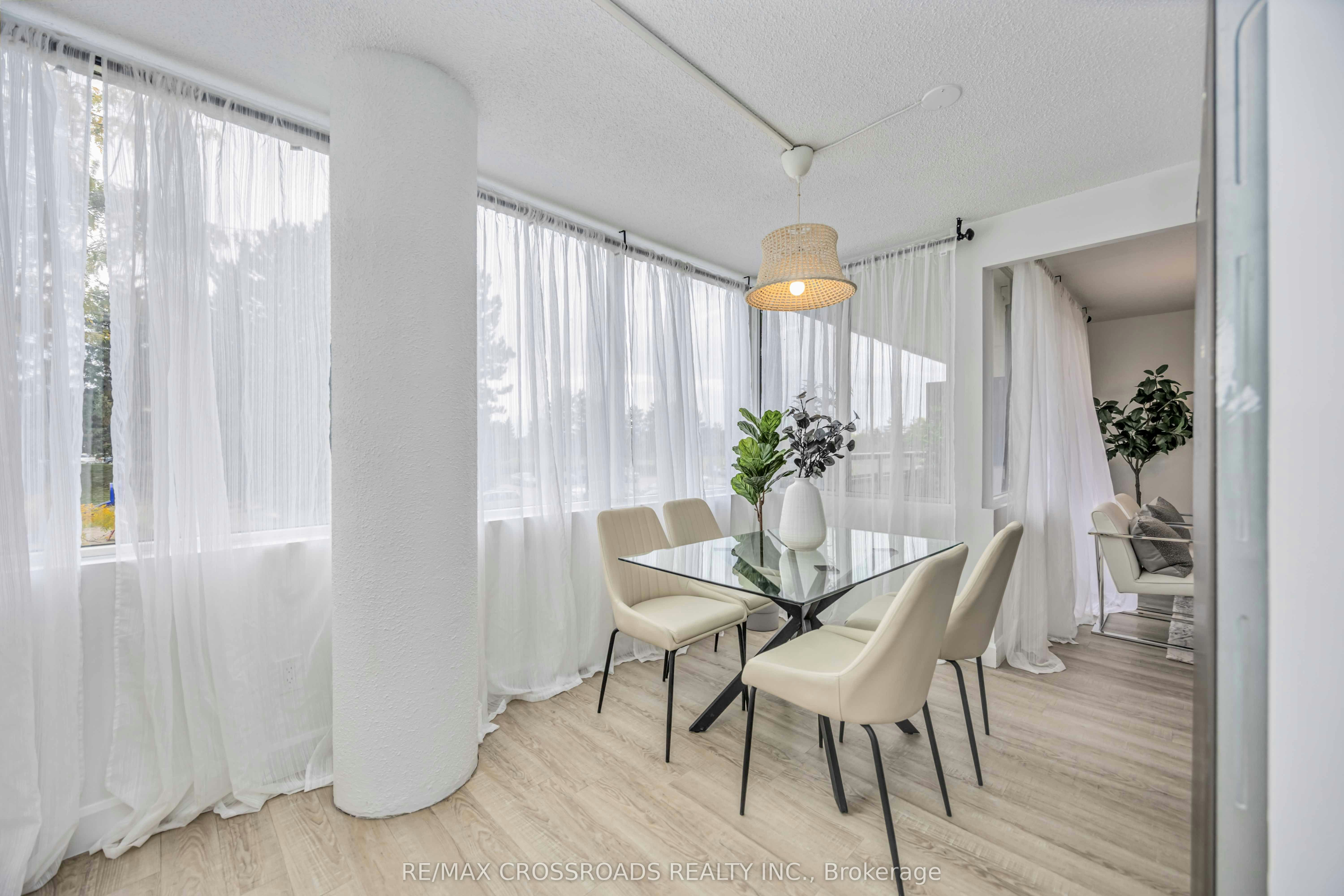 209-10 Markbrook Lane, Toronto, ON, M9V 5E3 - 23