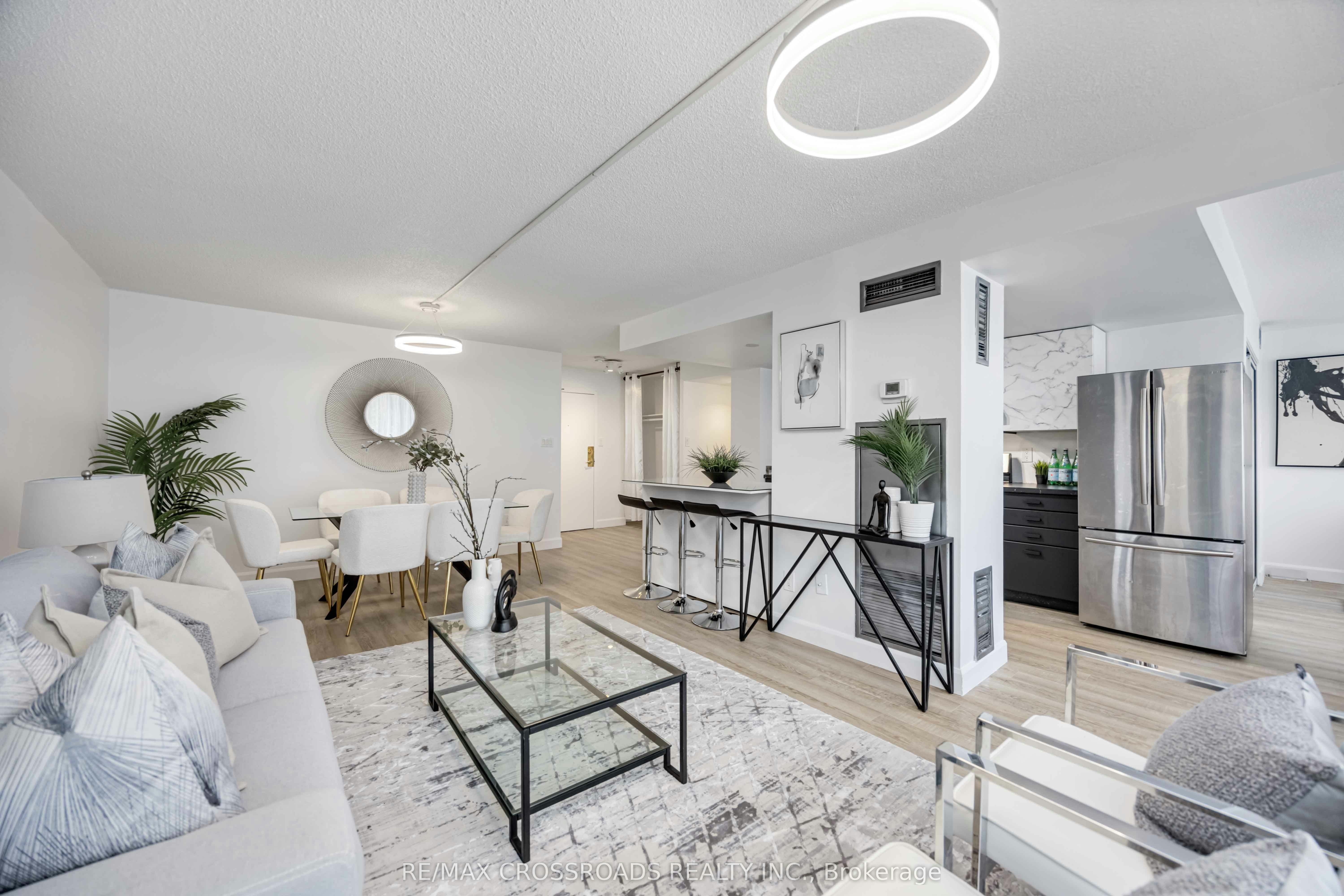209-10 Markbrook Lane, Toronto, ON, M9V 5E3 - 19