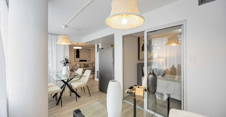 209-10 Markbrook Lane, Toronto, ON, M9V 5E3 - 10