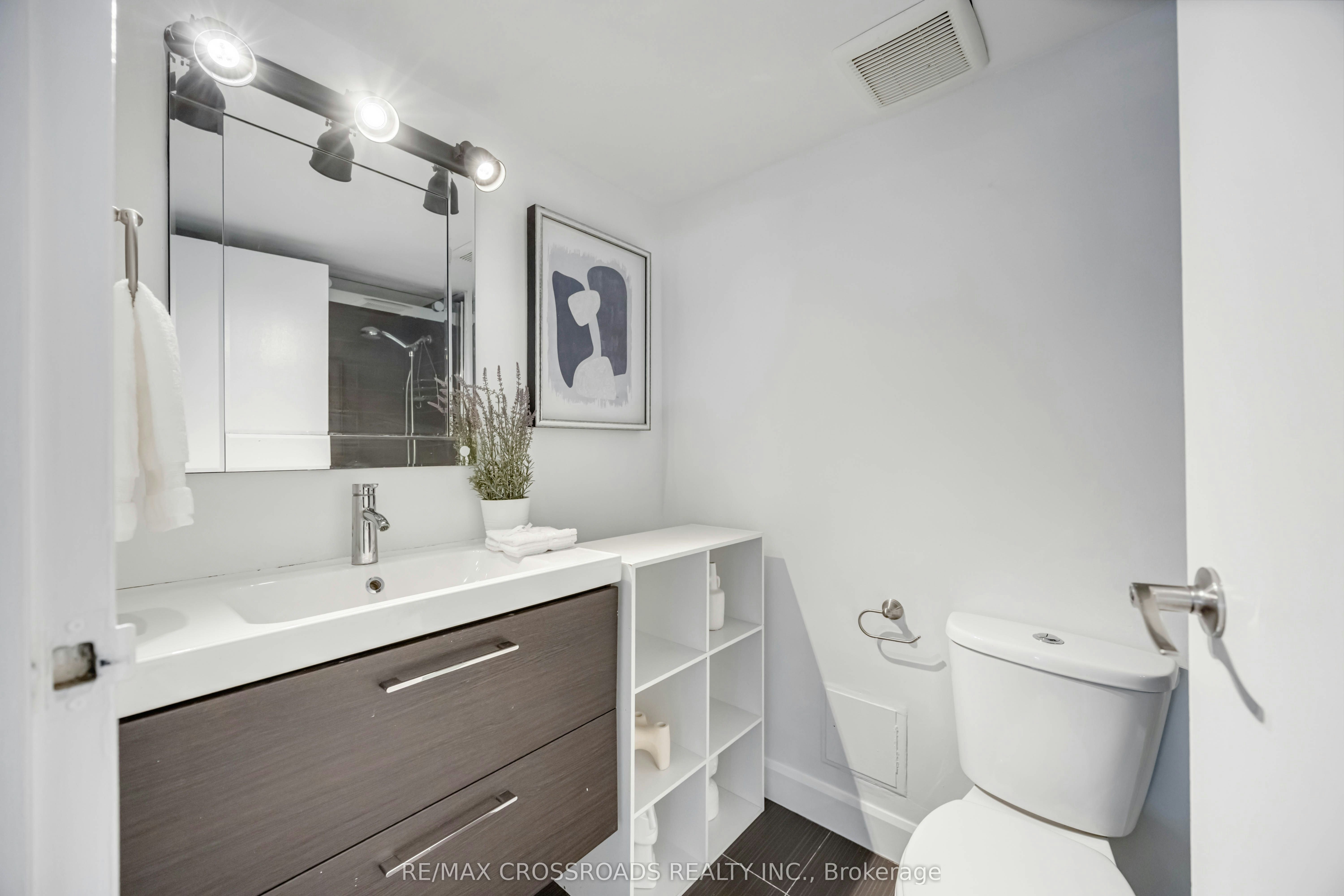 209-10 Markbrook Lane, Toronto, ON, M9V 5E3 - 28