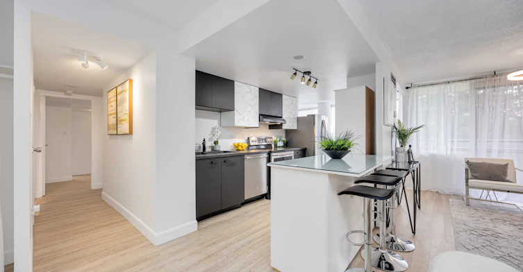 209-10 Markbrook Lane, Toronto, ON, M9V 5E3 - 13