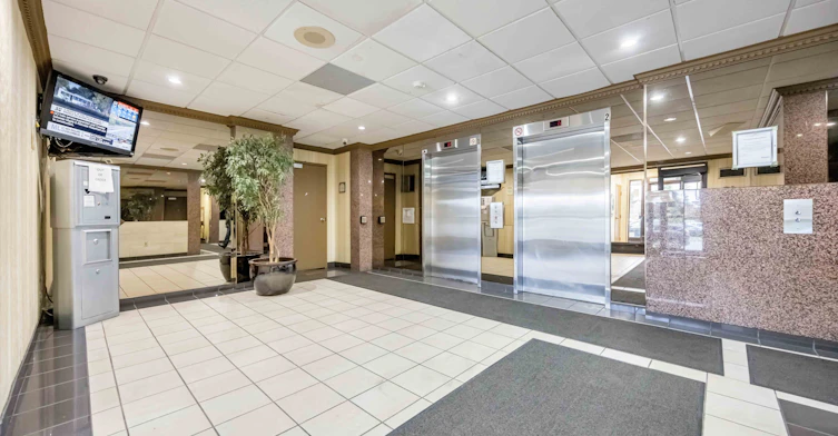 209-10 Markbrook Lane, Toronto, ON, M9V 5E3 - 4