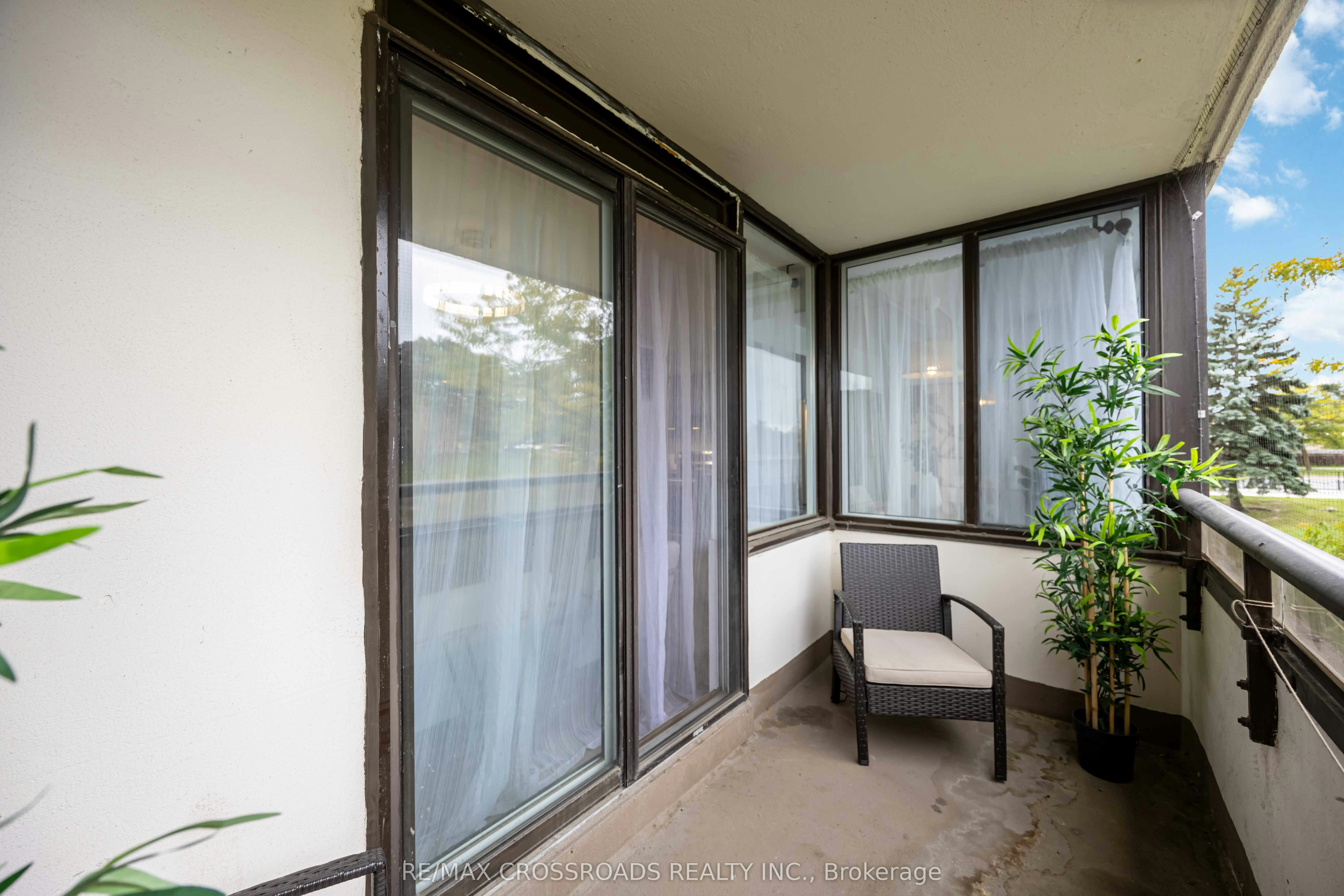 209-10 Markbrook Lane, Toronto, ON, M9V 5E3 - 37