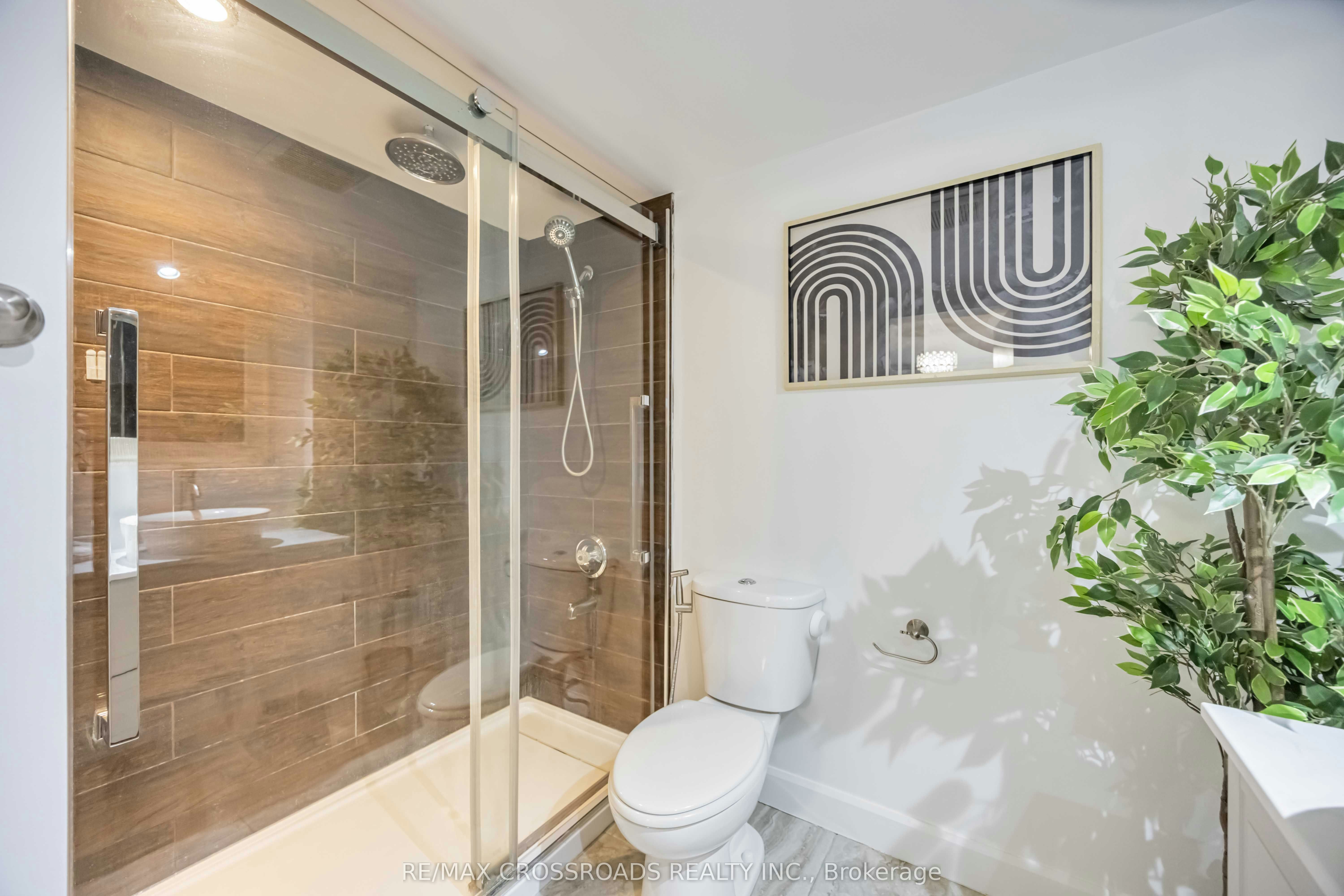209-10 Markbrook Lane, Toronto, ON, M9V 5E3 - 40