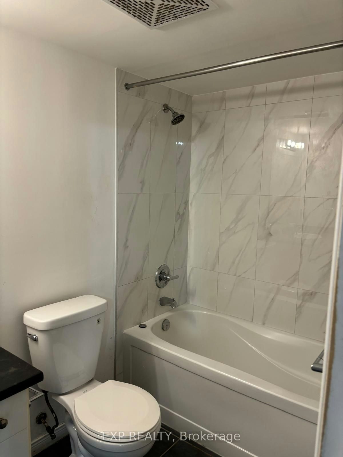 1111-215 Queen Street E, Brampton, ON, L6W 0A9 - 7