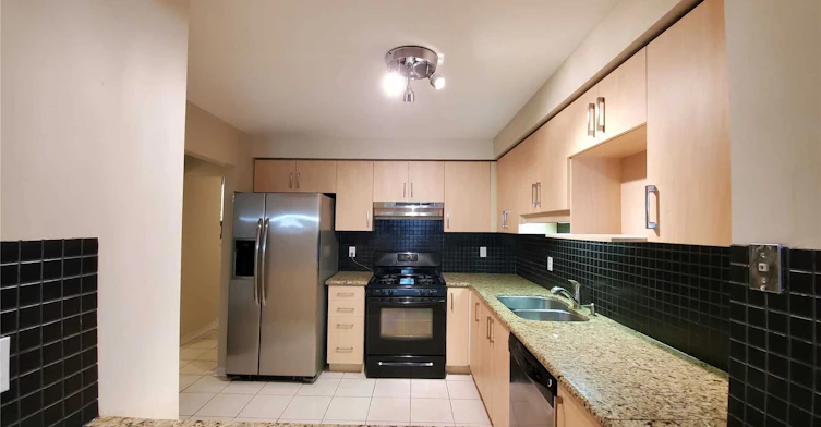 46-2955 Thomas Street, Mississauga, ON, L5M 6A9 - 2