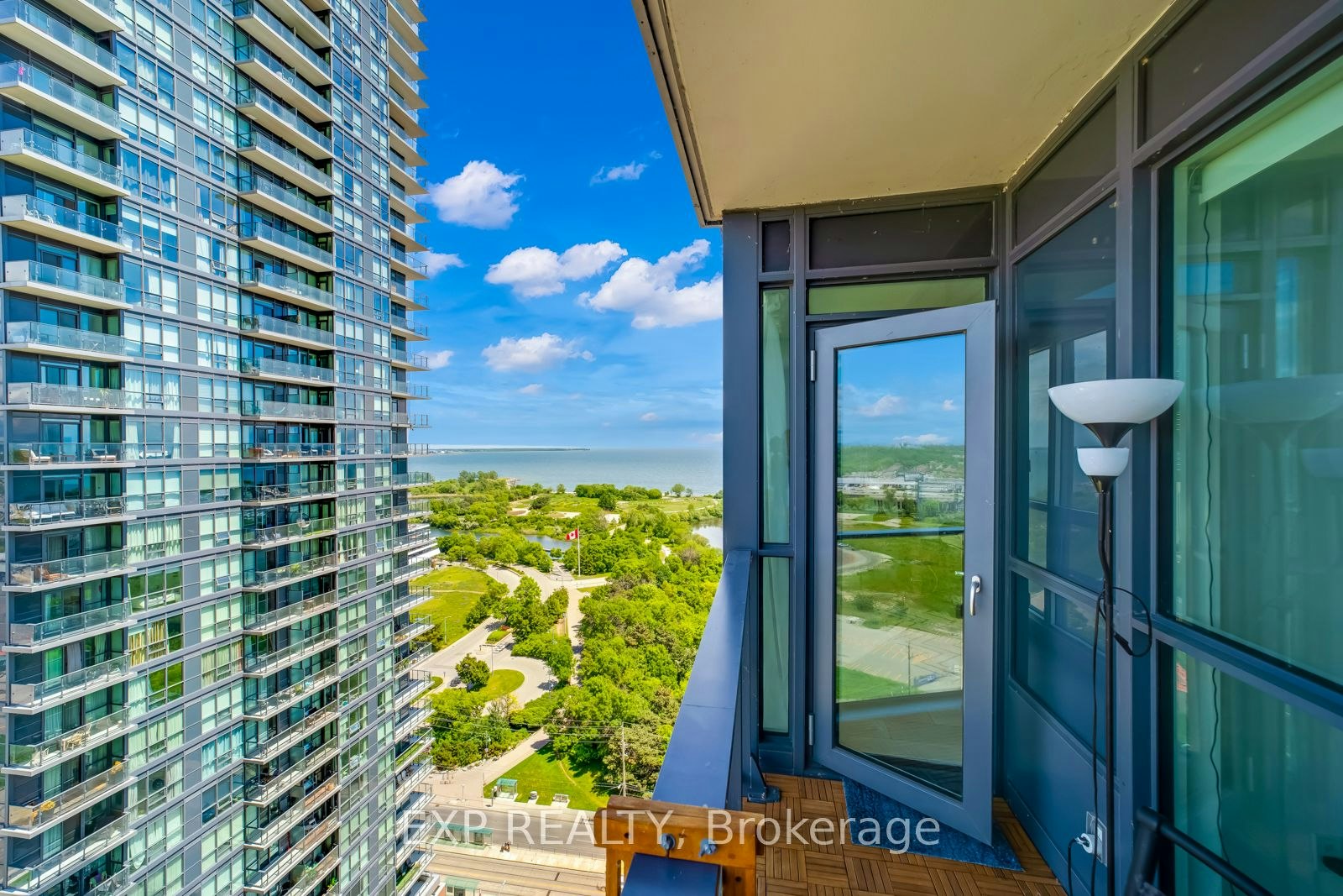 2509-2212 Lake Shore Boulevard W, Toronto, ON, M8V 1A4