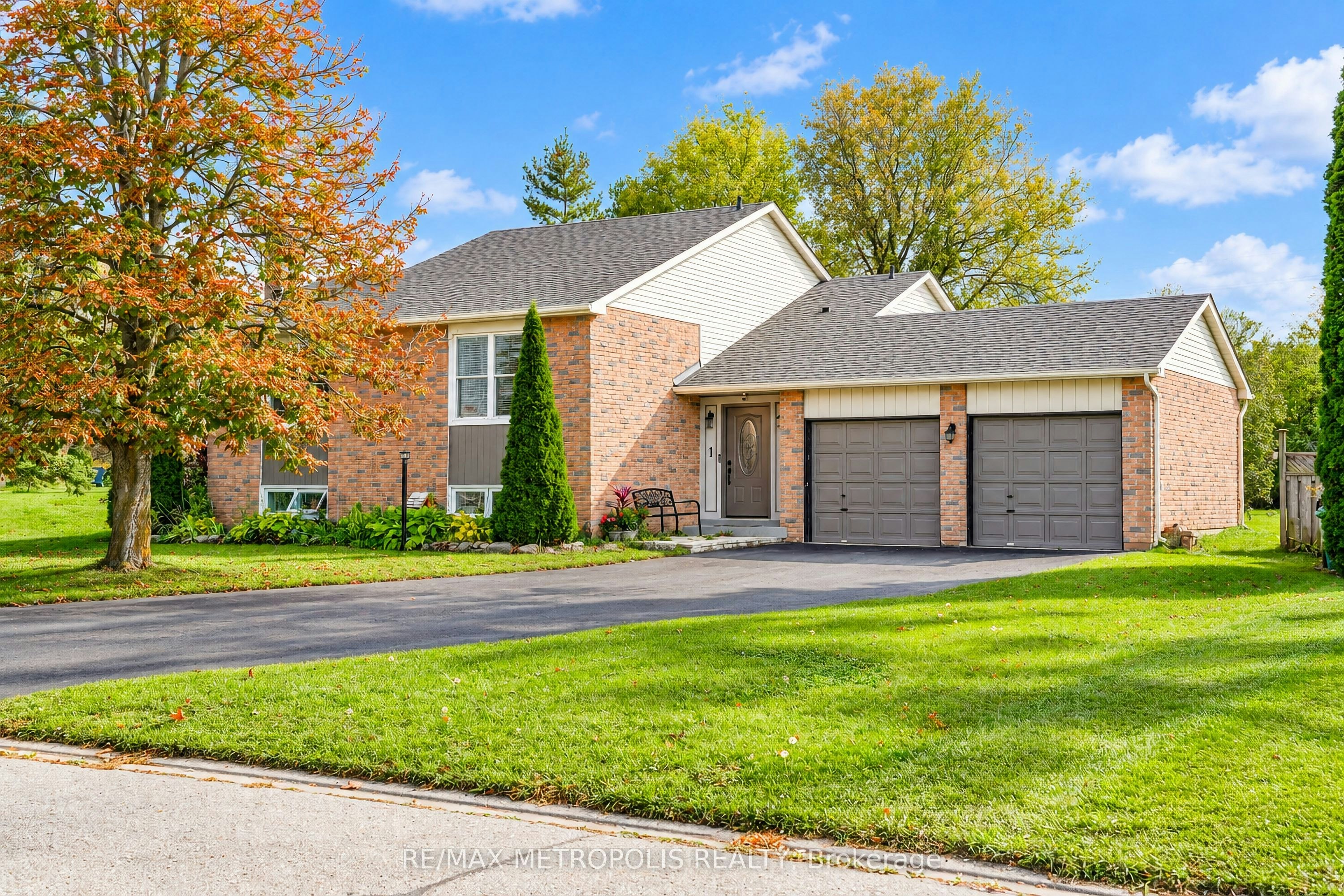 1 Herriot Street, Caledon, ON, L7E 0C9