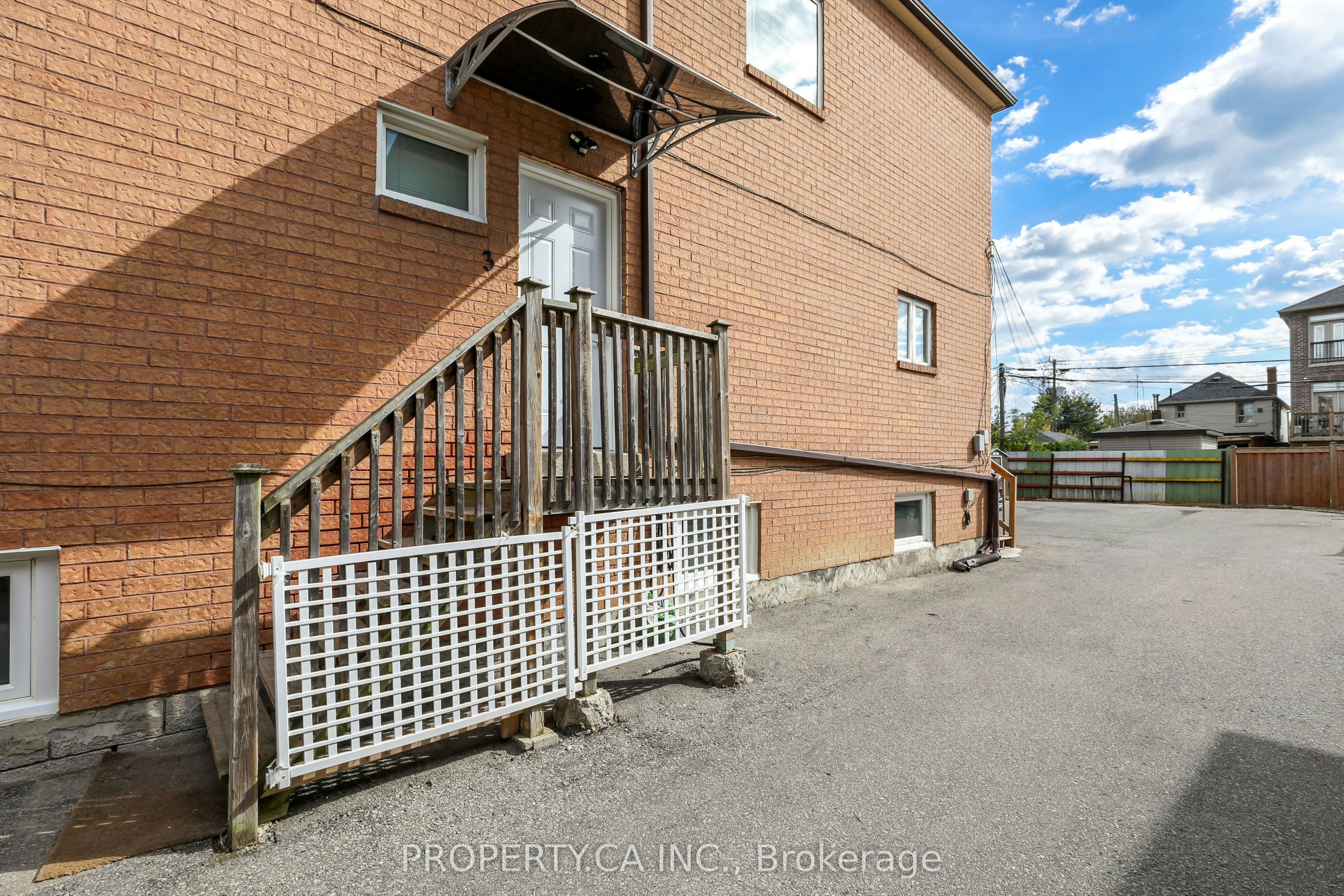3-121 Melrose Street, Toronto, ON, M8Y 1B4 - 23