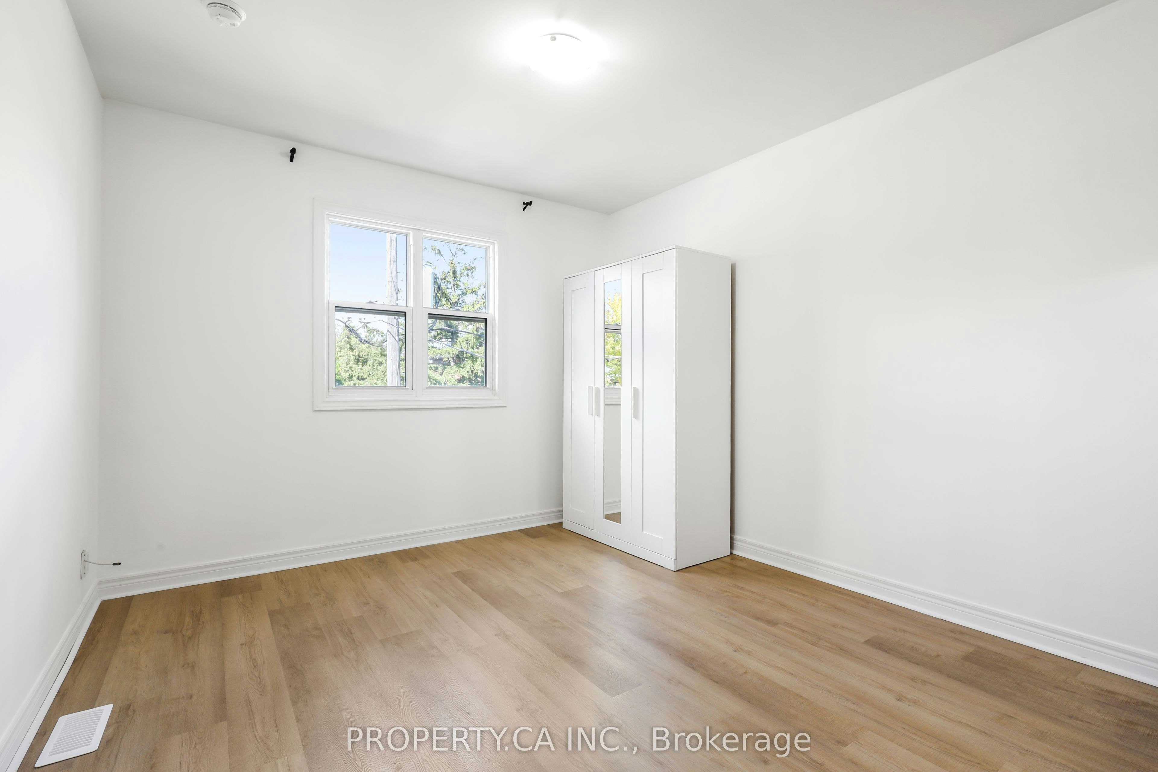 3-121 Melrose Street, Toronto, ON, M8Y 1B4 - 11