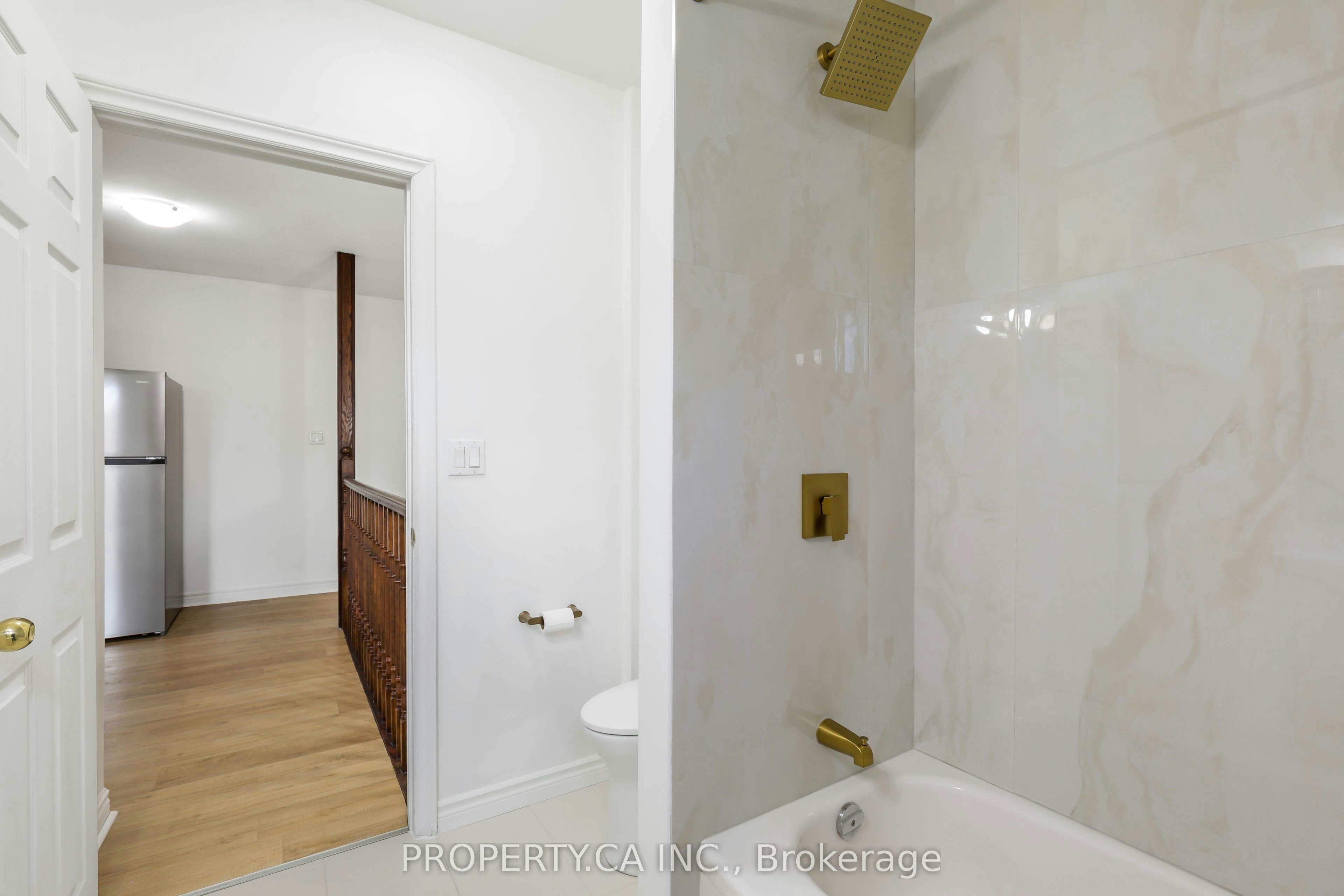 3-121 Melrose Street, Toronto, ON, M8Y 1B4 - 13