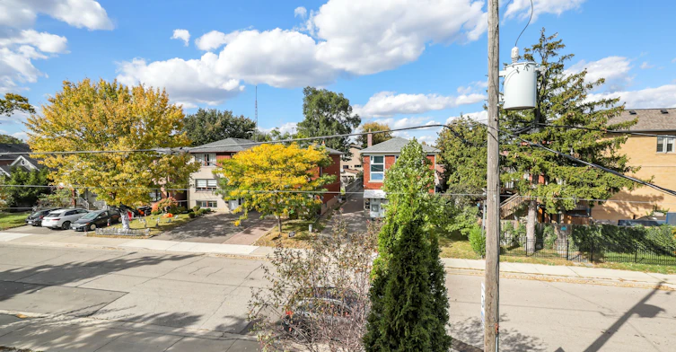 3-121 Melrose Street, Toronto, ON, M8Y 1B4 - 12