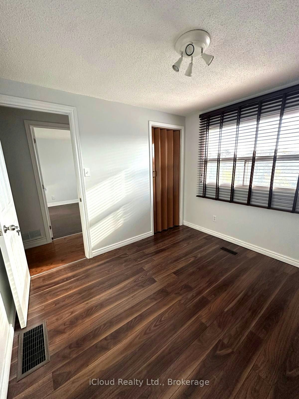50 Denlow Drive, Brampton, ON, L6Y 2L5 - 11