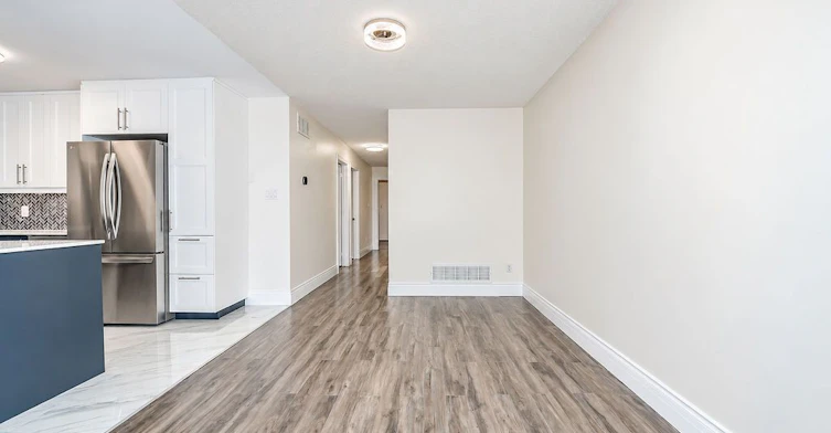 Main-195 Vodden Street E, Brampton, ON, L6V 1M9 - 15