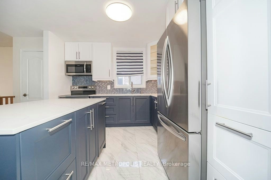 Main-195 Vodden Street E, Brampton, ON, L6V 1M9 - 8