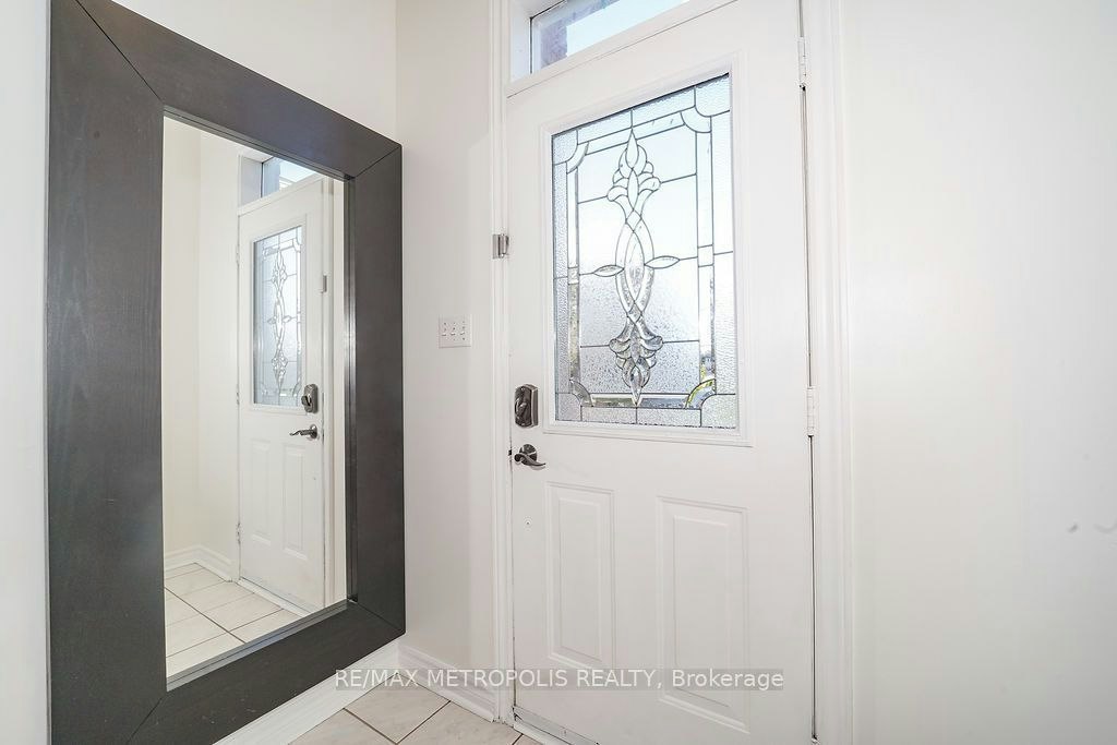 Main-195 Vodden Street E, Brampton, ON, L6V 1M9 - 28