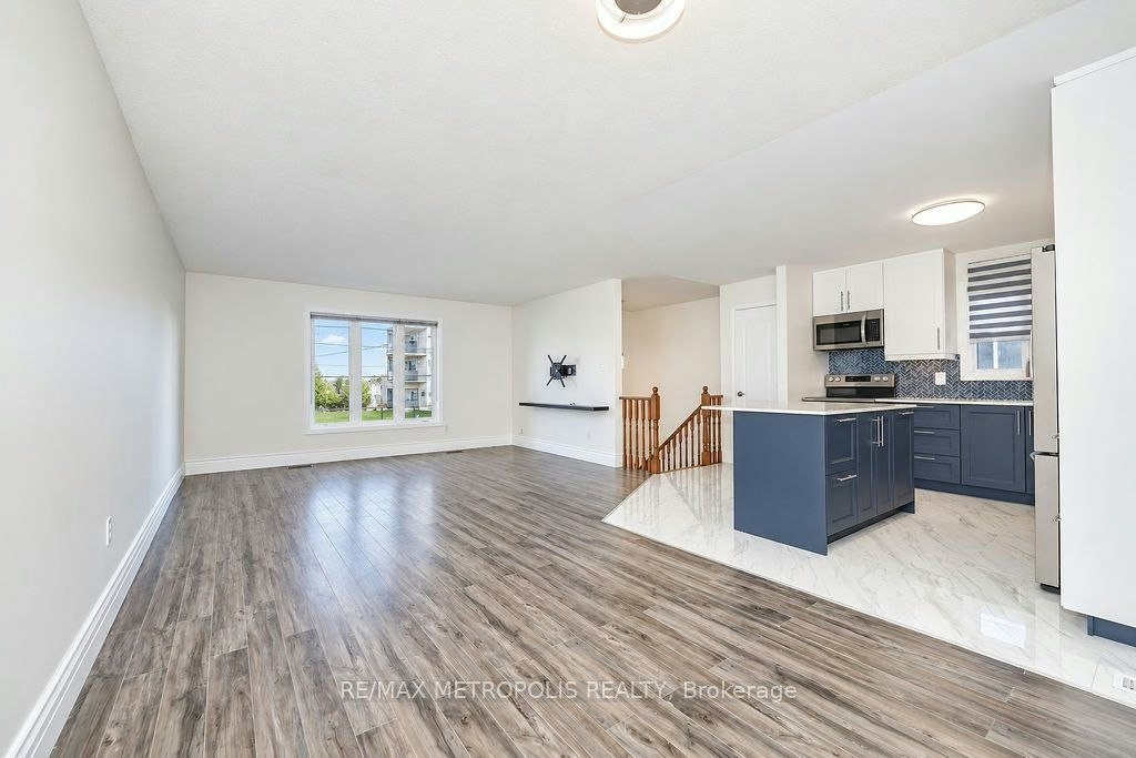 Main-195 Vodden Street E, Brampton, ON, L6V 1M9 - 16