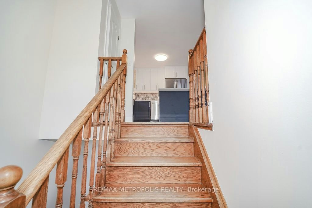 Main-195 Vodden Street E, Brampton, ON, L6V 1M9 - 4