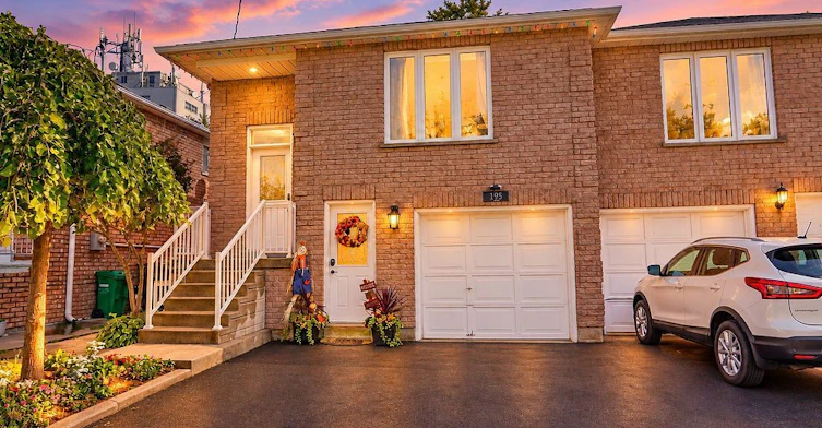 Main-195 Vodden Street E, Brampton, ON, L6V 1M9