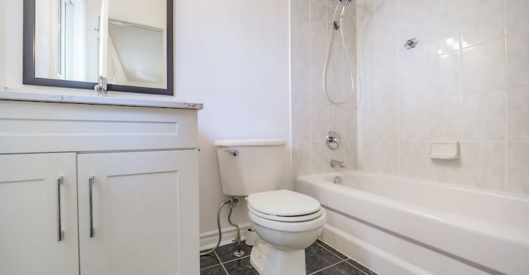 Main-195 Vodden Street E, Brampton, ON, L6V 1M9 - 24